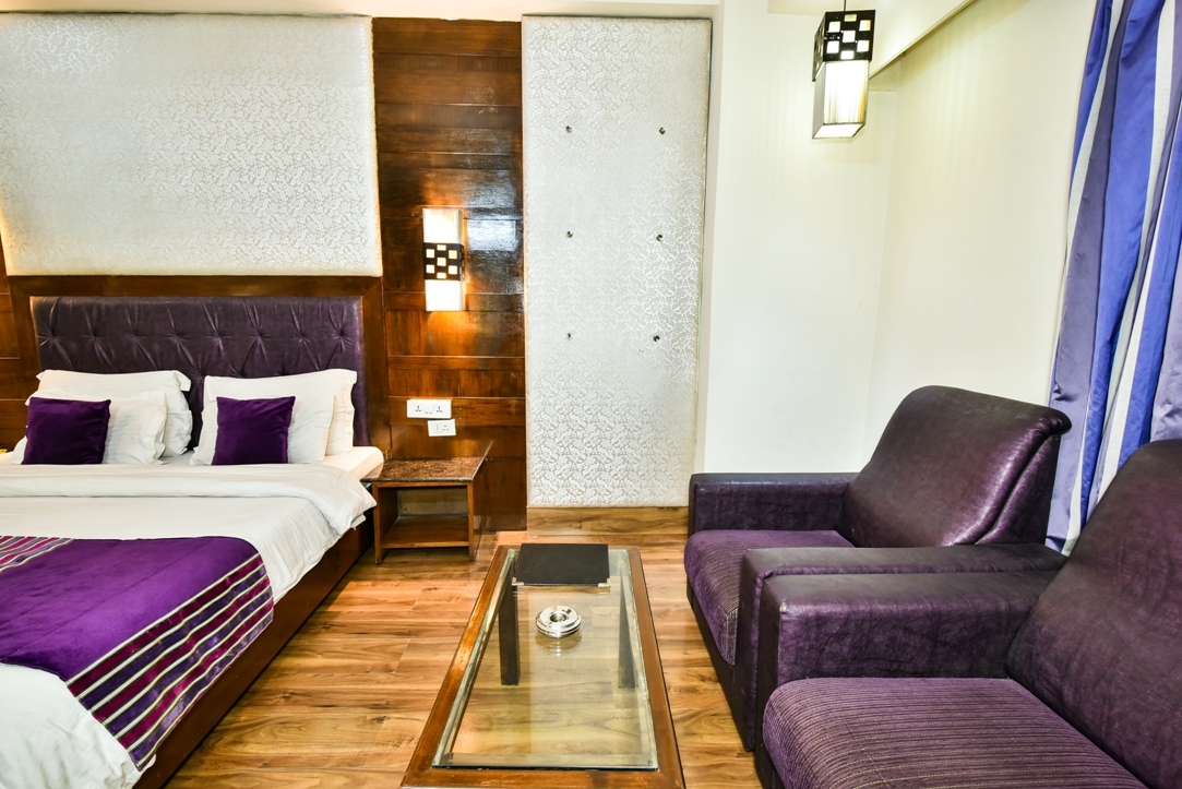 Boutique Room